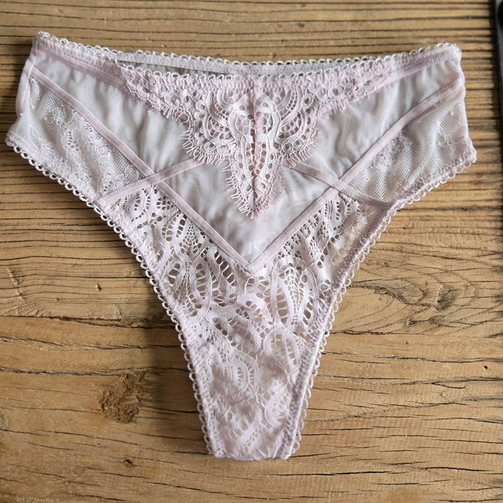 Victoria's Secret Light Pink Mensh and Lace High Waist Dream Angels Thong XS New
